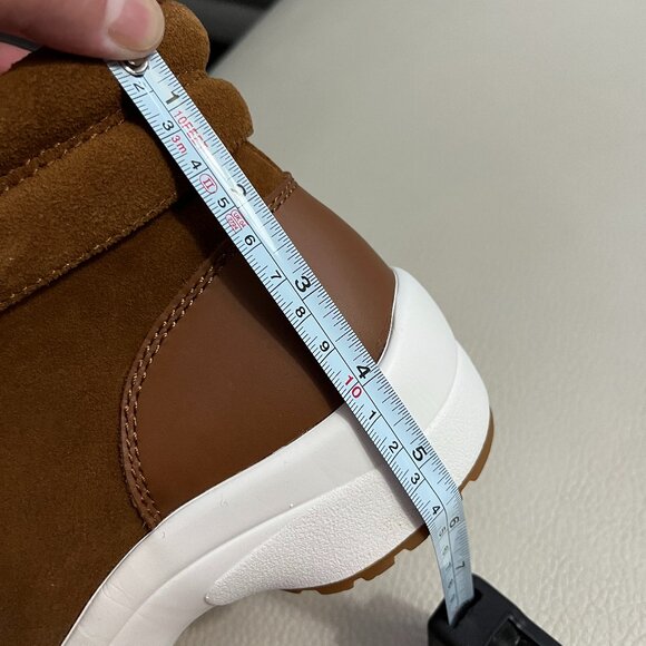 NWB - Lauren Ralph Lauren Women's Rylee Hiker Suede Sneaker - EU 40/US 8.5 - Picture 12 of 14